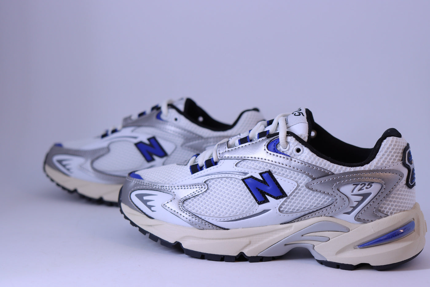 Tênis Feminino New Balance 725 Branco/Azul