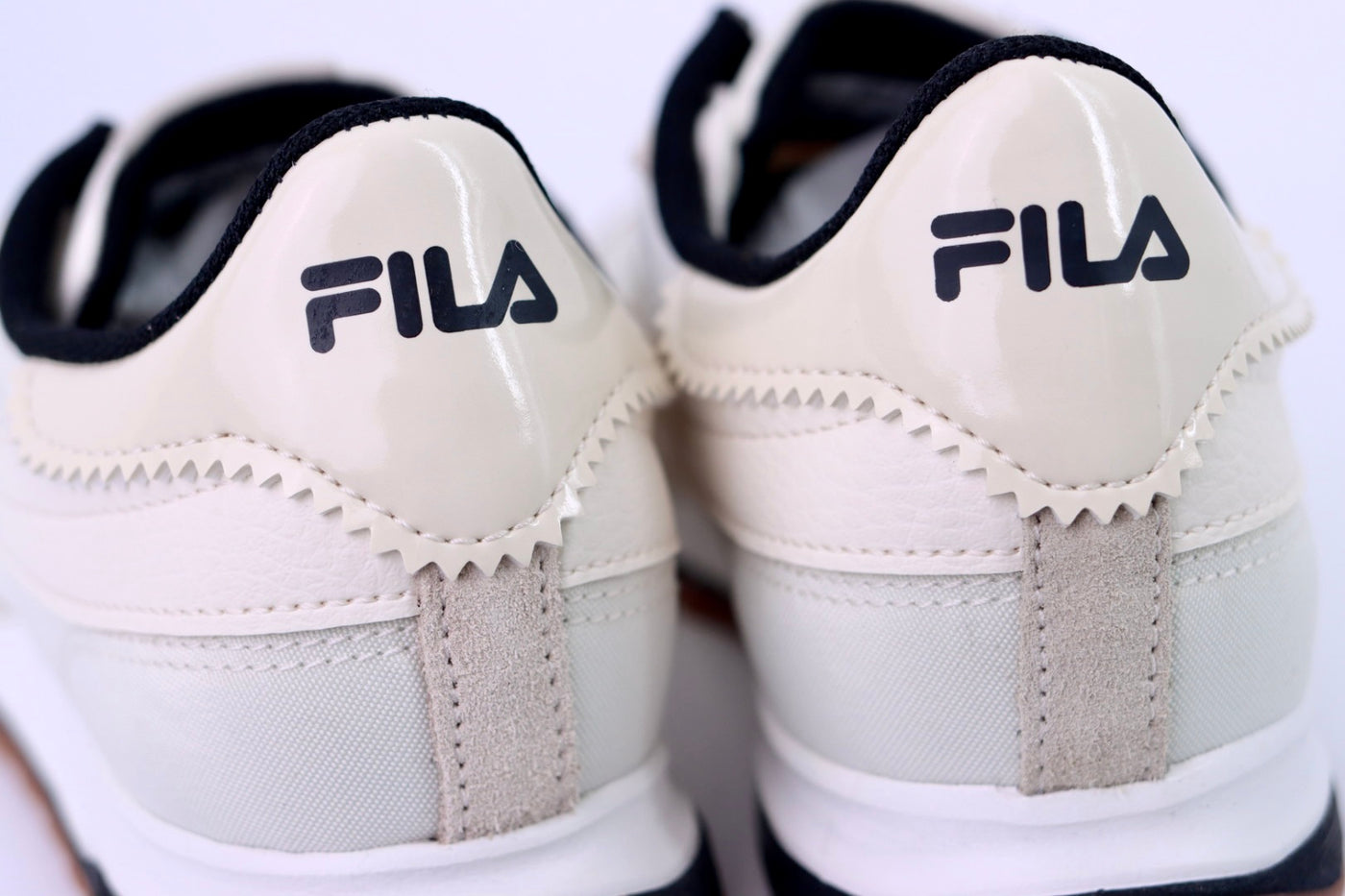 Tênis Feminino Fila 70 Trainer Bege