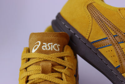 Tênis Feminino Asics SkyHand Yellow
