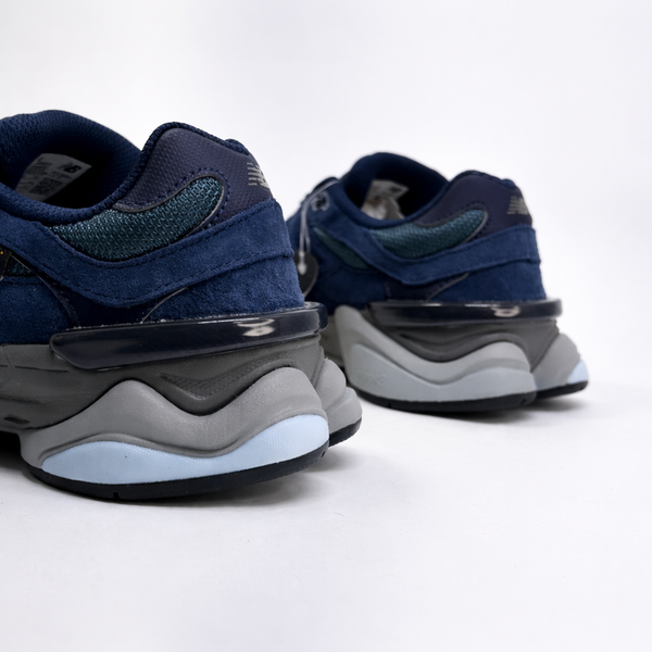 Tênis New Balance 9060 Azul Marinho CORDURA®