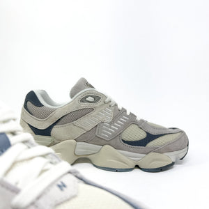 Tênis New Balance 9060 Bege Azul Marinho