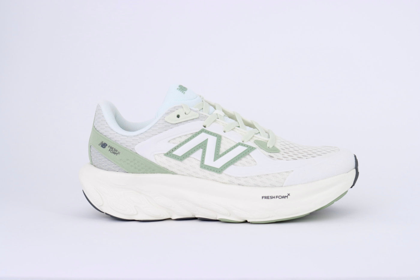 Tênis Feminino NB Fresh Foam Trainer Permafrost Garter Snake