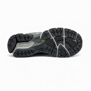 Tênis New Balance 1906R light Silver Verde Neon