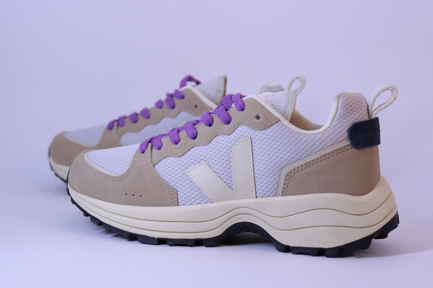 Tênis Feminino Veja Venturi II Grey Pierre