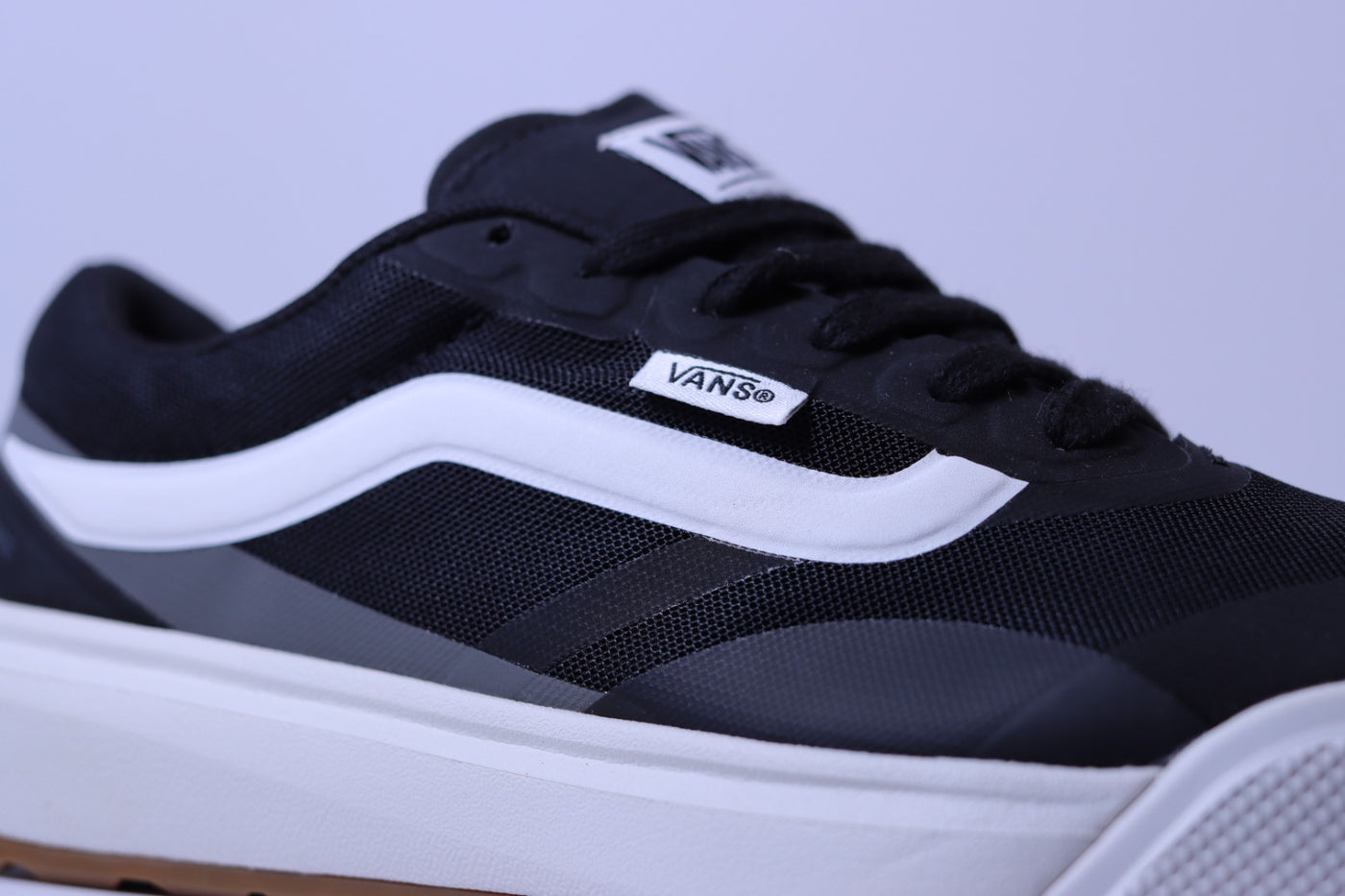 Tênis Feminino Vans Ultrarange 2.0 MTE Black