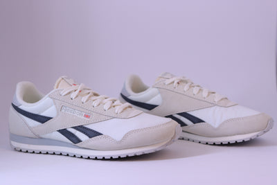 Tênis Feminino Reebok Classic AZ Branco/Preto