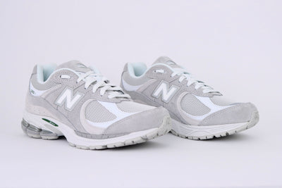 Tênis Feminino New Balance 2002R Rain Cloud