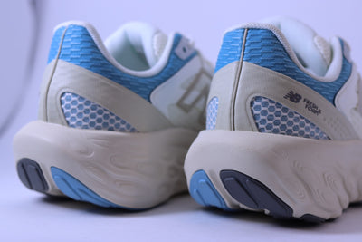 Tênis Feminino New Balance Fresh Foam Linem Still Water