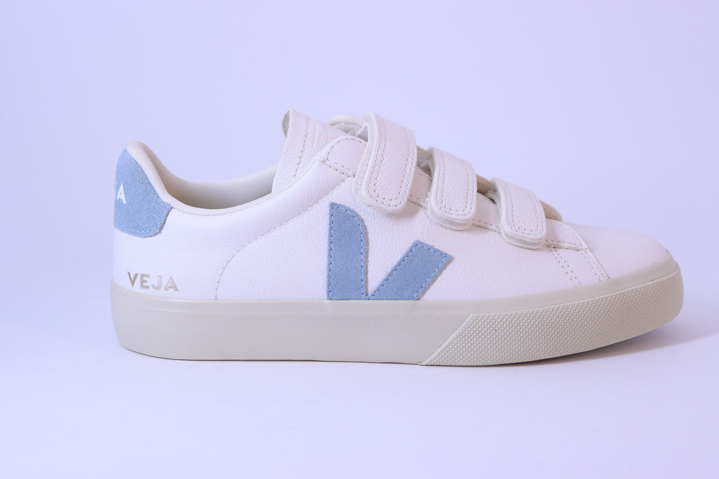 Tênis Feminino Veja Recife Chromefree Leather Steel